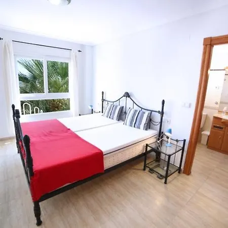 Velas F * لا مانغا ذيل مار مينور